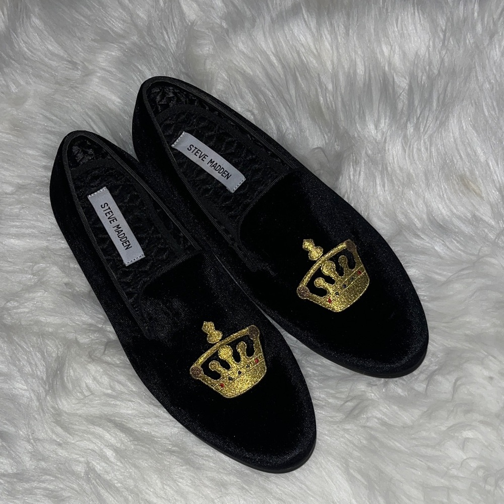 Steve Madden Black Loafers with Gold Crown Accent